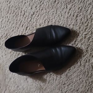 Universal Threads shoes